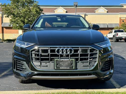 Black 2019 Audi Q8 3.0T Premium