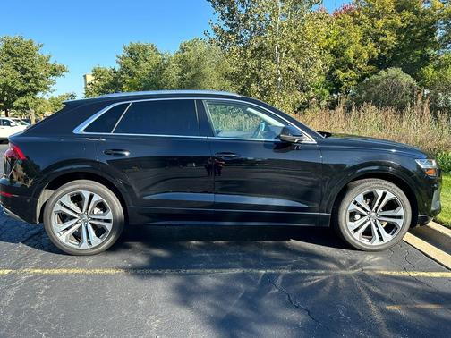 Black 2019 Audi Q8 3.0T Premium
