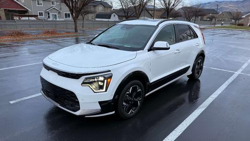 2023 Kia Niro EV Wave
