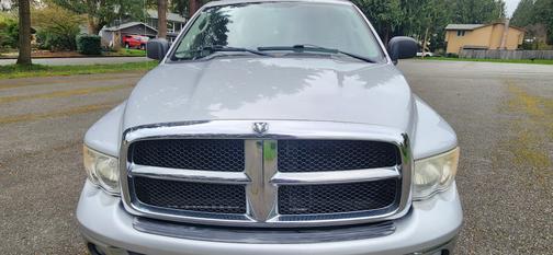 Silver 2005 Dodge Ram 1500 Laramie Quad Cab