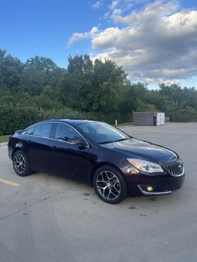 2017 Buick Regal Turbo Sport Touring