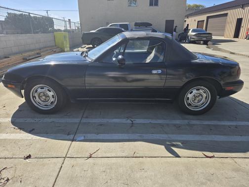1994 Mazda MX-5 Miata Base