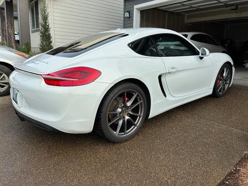 White 2015 Porsche Cayman Cayman S
