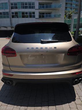 Gold 2015 Porsche Cayenne Cayenne S