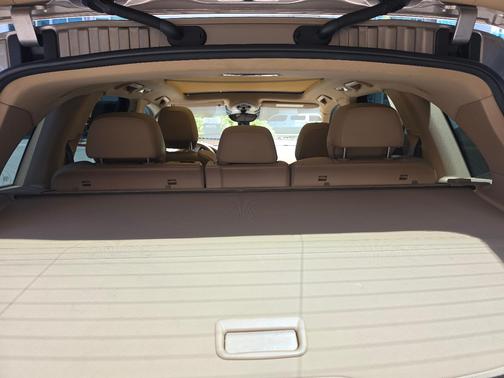Gold 2015 Porsche Cayenne Cayenne S