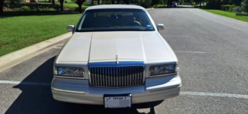 1997 Lincoln Town Car Cartier Designer