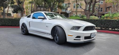 2013 Ford Mustang GT Premium