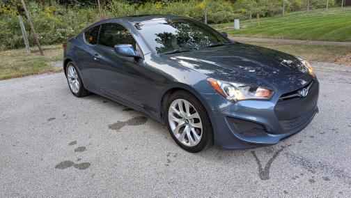 2013 Hyundai Genesis Coupe 2.0T Premium