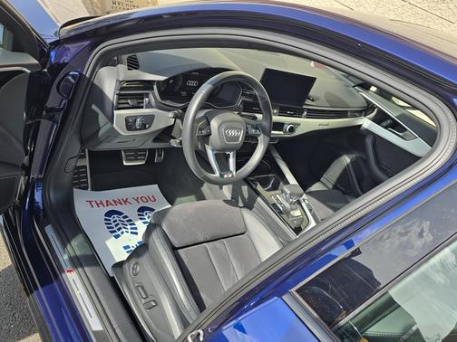 2022 Audi A4 45 S line Premium Plus
