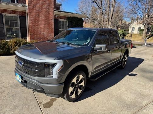 2023 Ford F-150 Lightning Platinum