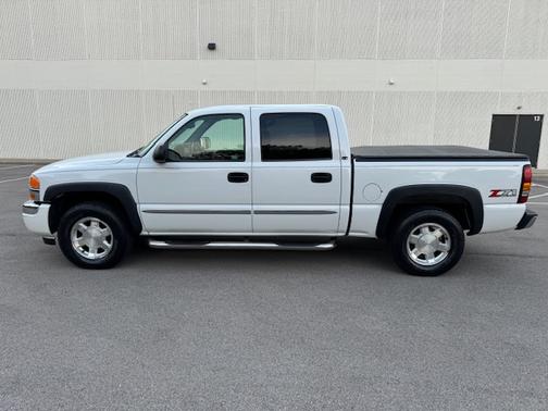 2006 GMC Sierra 1500 SLE Crew Cab