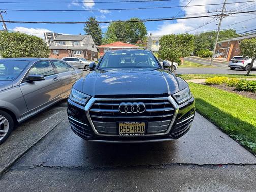Black 2019 Audi Q5 2.0T Premium Plus