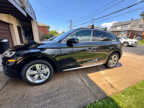 Black 2019 Audi Q5 2.0T Premium Plus