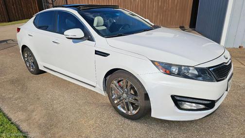 White 2013 Kia Optima SXL