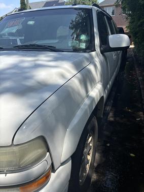 White 2005 Chevrolet Suburban 1500 Z71