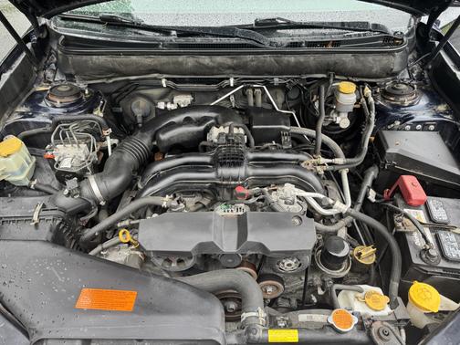 Blue 2014 Subaru Outback 2.5i Premium
