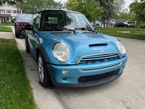 2004 MINI Cooper S Base
