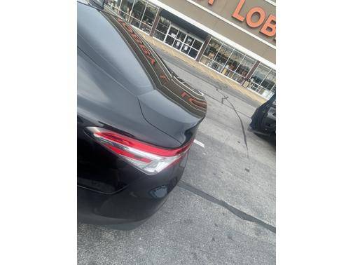 2018 Toyota Camry Hybrid LE
