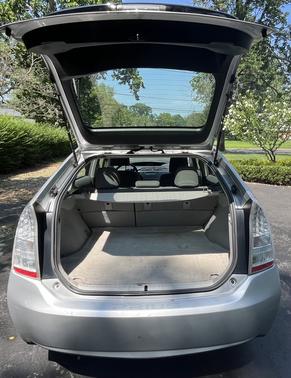 2010 Toyota Prius III