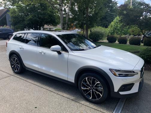 2020 Volvo V60 Cross Country T5