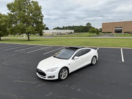 White 2013 Tesla Model S Base