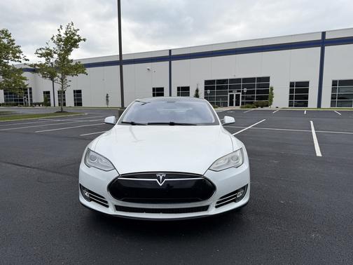 White 2013 Tesla Model S Base