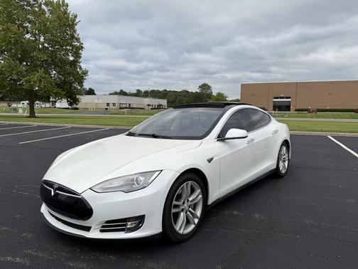 White 2013 Tesla Model S Base