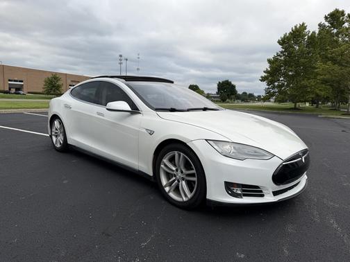 White 2013 Tesla Model S Base