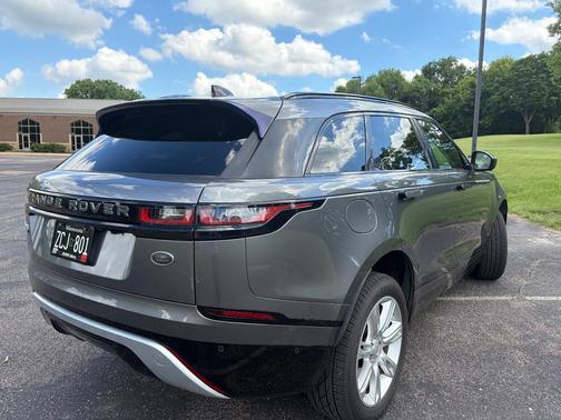 Gray 2018 Land Rover Range Rover Velar P380 SE R-Dynamic