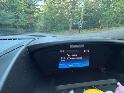 White 2017 Ford Escape SE
