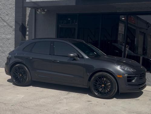 2025 Porsche Macan Macan GTS