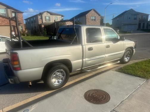 Gray 2006 GMC Sierra 1500 SL