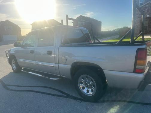Gray 2006 GMC Sierra 1500 SL