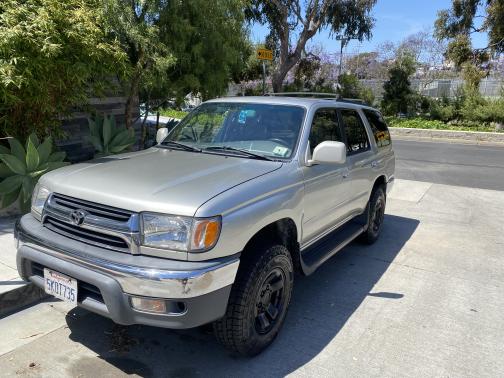 2002 Toyota 4Runner SR5