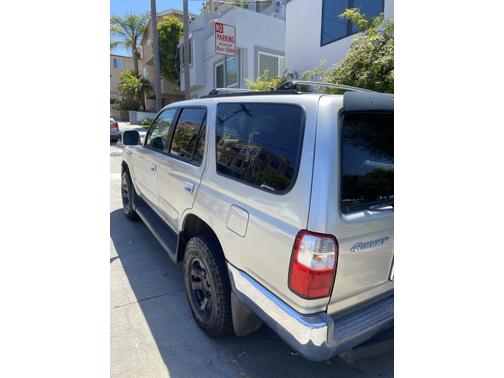 2002 Toyota 4Runner SR5
