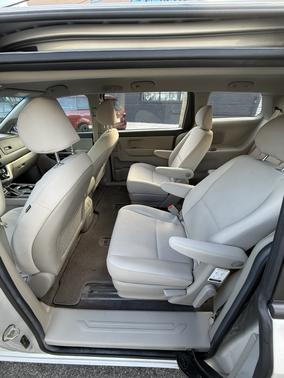 Silver 2019 Kia Sedona L
