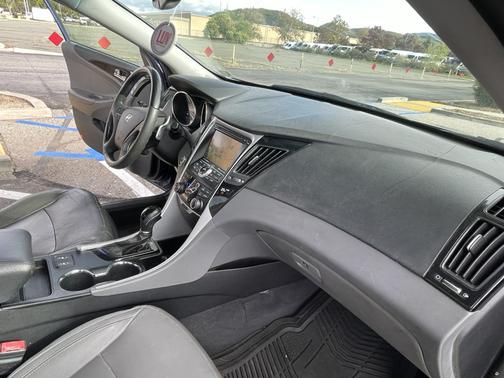 2012 Hyundai SONATA Limited 2.0T