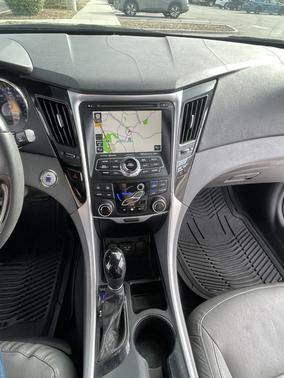 2012 Hyundai SONATA Limited 2.0T