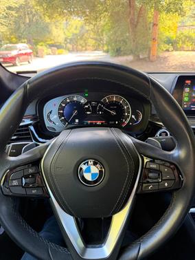Black 2019 BMW 530 i