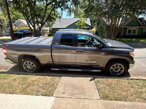2016 Toyota Tundra SR5
