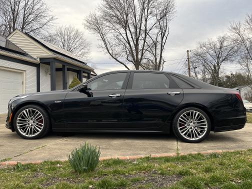 Photo 2 of 17 of 2020 Cadillac CT6-V 4.2L Blackwing Twin Turbo