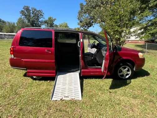 Red 2005 Chevrolet Uplander LS