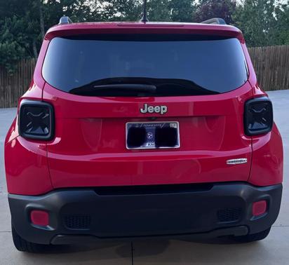 Red 2017 Jeep Renegade Latitude