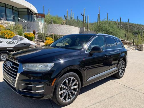 Black 2017 Audi Q7 3.0T Premium Plus