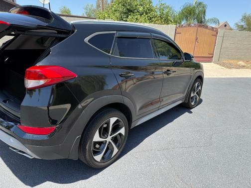 Black 2017 Hyundai TUCSON Sport