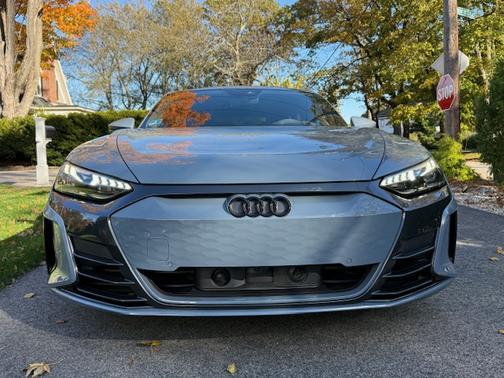 2023 Audi e-tron GT Premium Plus