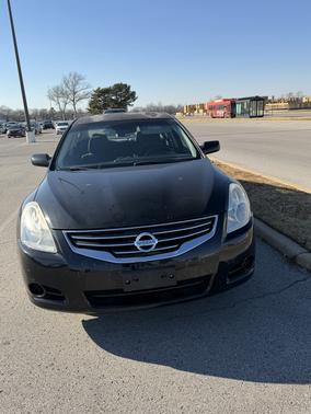 Black 2012 Nissan Altima 2.5 S