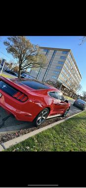 2016 Ford Mustang V6