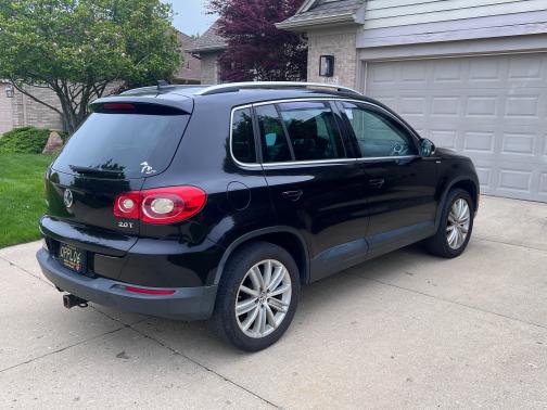 2010 Volkswagen Tiguan Wolfsburg Edition