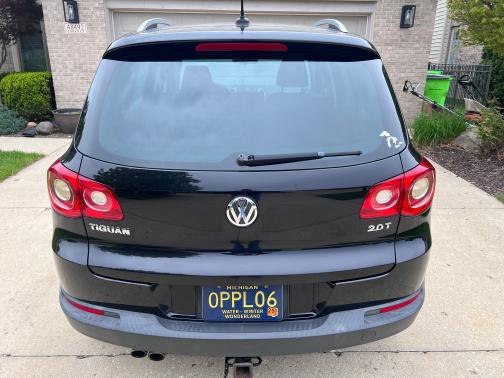 2010 Volkswagen Tiguan Wolfsburg Edition